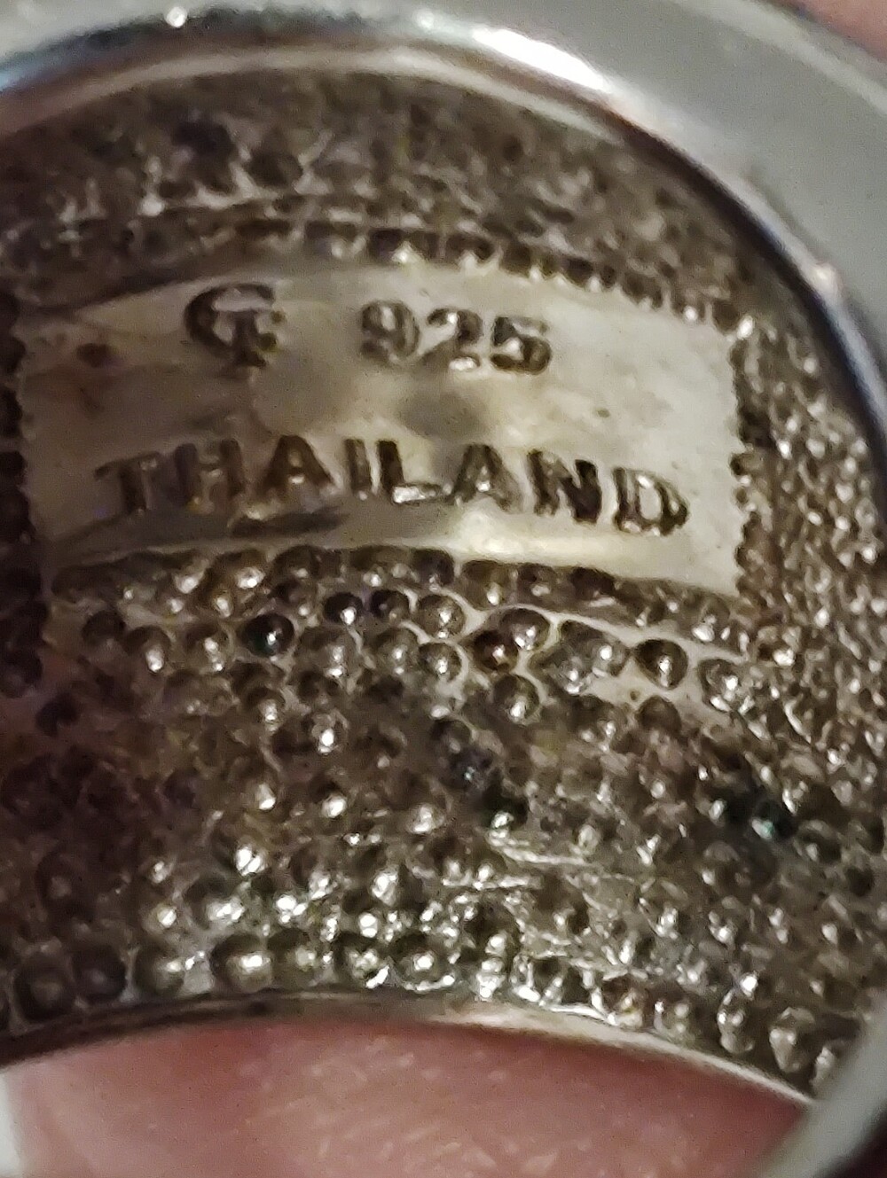 Ladies Ring - Picture 7 of 7